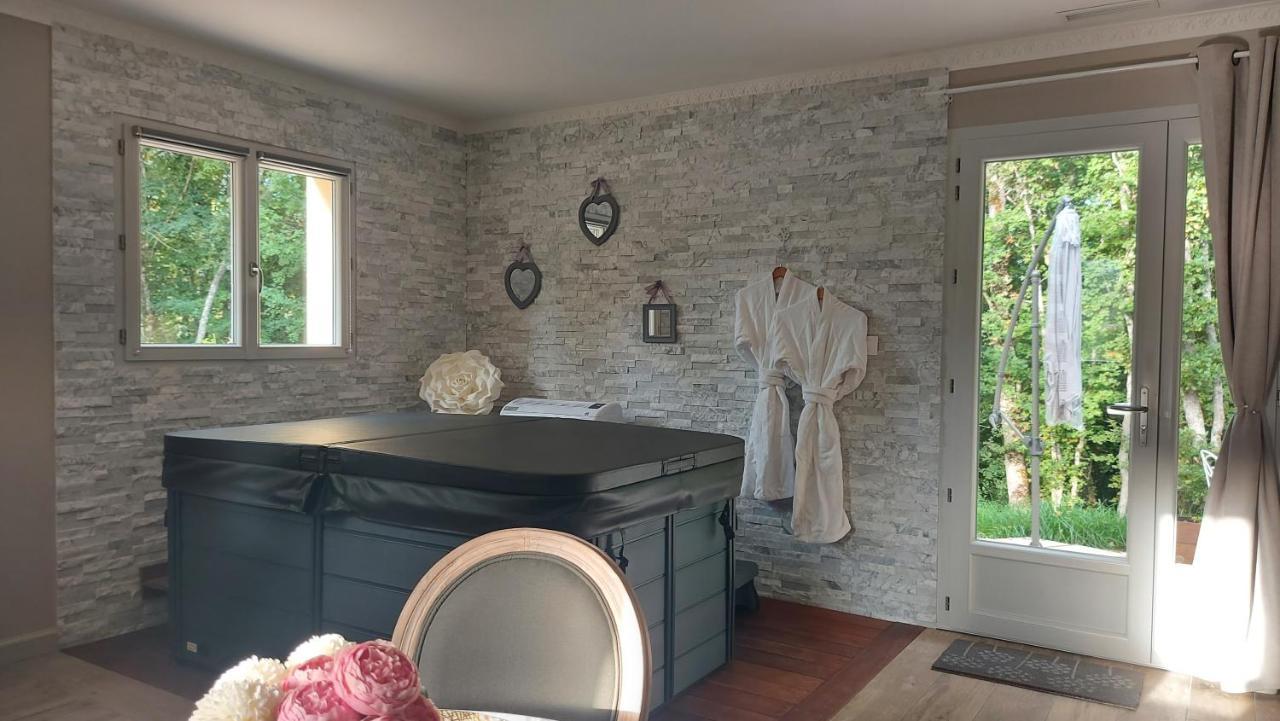 Gite Spa & Nature Saint-Chamassy Exterior foto